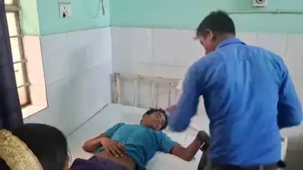 महनार: लावापुर नारायण गांव में कटहल का कोआ खाने के बाद 20 लोगों की बिगड़ी तबीयत, CHC महनार में कराया गया भर्ती
