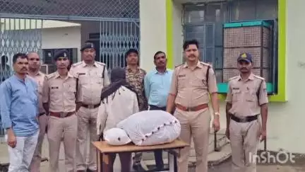 बिछिया: मोहगांव थाना पुलिस ने एक तस्कर को 17 किलोग्राम से अधिक गांजे के साथ किया गिरफ्तार