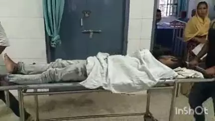 भभुआ: चैनपुर अस्पताल के पास दो बाइकों की टक्कर में एक बाइक सवार दो युवक घायल, सदर में इलाज जारी