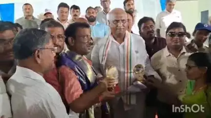 కరీంనగర్: దివ్యాంగులకు ఎల్లప్పుడూ ప్రజా ప్రభుత్వం అండగా ఉంటుంది : రాష్ట్ర SC ST సంక్షేమ శాఖ మంత్రి అడ్లూరి లక్ష్మణ్ కుమార్
