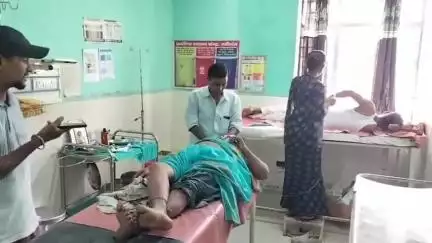 रफीगंज: पराव बिगहा मोड़ के पास सड़क दुर्घटना में पति-पत्नी घायल, CHC में हुआ इलाज, पत्नी को किया गया रेफर