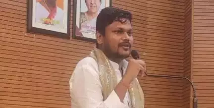 बांसडीह: बिशुनपुरा ग्राम सभा निवासी BJP ओबीसी मोर्चा जिला अध्यक्ष अर्जुन सिंह चौहान ने कहा, चौहान समाज का अब तक नहीं हुआ उत्थान