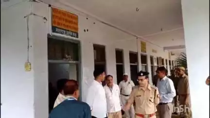 सहारनपुर: सहारनपुर में कनिष्ठ सहायक व कनिष्ठ लिपिक परीक्षा केंद्रों का डीएम और एसएसपी ने किया निरीक्षण, 25 केंद्रों पर परीक्षा चल रही है
