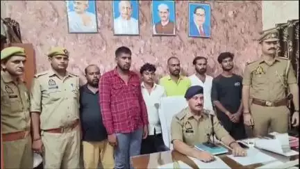 इटावा: बसरेहर इलाके में दुकानदार को मारपीट कर घायल करने वाले 6 आरोपियों को पुलिस ने किया गिरफ्तार