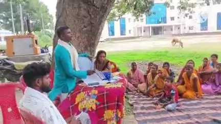 अलौली: प्रखंड कार्यालय परिसर में रसोईया संघ की बैठक आयोजित