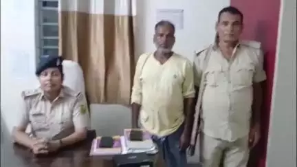 घाट कुसुंभा: बाऊघाट थाना क्षेत्र से एनवीडब्लू का एक वारंटी गिरफ्तार, भेजा जाएगा जेल