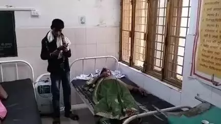 मोठ: गुरसरांय थाना क्षेत्र में सड़क हादसे में मां-बेटा घायल, मां को झांसी मेडिकल कॉलेज रेफर किया गया