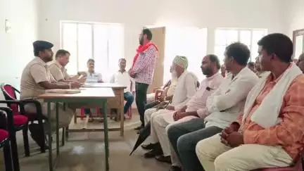 धुरकी: धुरकी थाना परिसर में मोहर्रम पर्व को लेकर शांति समिति की बैठक आयोजित की गई