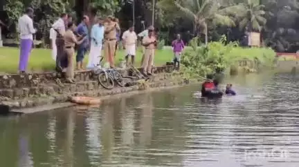 കണയന്നൂർ: നെട്ടൂർ മഹാദേവ ക്ഷേത്രകുളത്തിൽ യുവാവിനെ മരിച്ച നിലയിൽ കണ്ടെത്തി