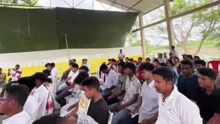 নাহৰকটীয়া: নাহৰকটীয়াৰ টাই কলা কৃষ্টি কেন্দ্ৰত অনুষ্ঠিত হয় আটাছু নাহৰকটীয়া আঞ্চলিকৰ প্ৰতিনিধি সভা