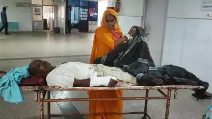 झालरापाटन: डूंगरपुर गांव में जमीन विवाद को लेकर परिवार के दो पक्षों में हुई मारपीट, एक पक्ष के पिता-पुत्र घायल