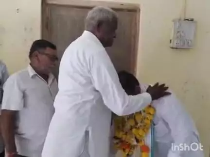 માંગરોળ: વાંકલ ઝંખવાવ કોસાડી કોસંબાની મુલાકાતે આવેલા સુરત જિલ્લા કોંગ્રેસના નવા વરાયેલા પ્રમુખ આનંદ ચૌધરીનુ સ્વાગત સન્માન કરાયું