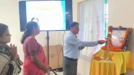 କେନ୍ଦ୍ରାପଡା: ଜିଲା ଯୋଜନା ଓ ପର୍ଯ୍ୟାଲୋଚନା ଏକକ ସମିଳନୀ କକ୍ଷରେ ୧୯ ତମ ଜାତୀୟ ପରିସଂଖ୍ୟାନ ଦିବସ ପାଳନ
