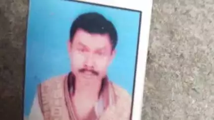 झाझा: बाराजोर रेलवे फाटक के समीप ई-रिक्शा और मैजिक की टक्कर में ई-रिक्शा चालक की मौत, शव पहुंचा अम्बा गांव