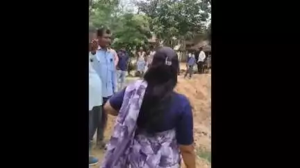 हैदरगढ़: नकटा सेहरिया गांव में वृक्षारोपण कार्यक्रम का आयोजन, ब्लाक प्रमुख आरती रावत हुईं शामिल और किया वृक्षारोपण