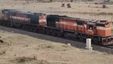 जालना: आषाढी एकादशीसाठी जालन्याहून 5 जुलै रोजी धावणार पंढरपूर विशेष रेल्वे गाडी...

पंढरपूरला जाणाऱ्या भाविकांची होणार मोठी सोय