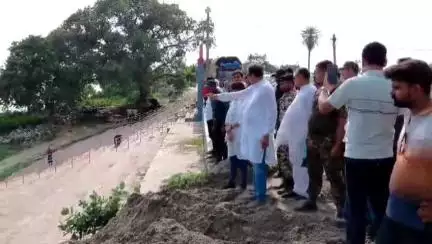 परबत्ता: विधायक ने नया गांव रिंग बांध और जीएन बांध का निरीक्षण किया, इंजीनियरों को दिए निर्देश