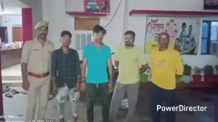 कर्वी: थाना पहाड़ी पुलिस टीम ने 4 जुआरियों को जुआ खेलते हुए किया गिरफ्तार