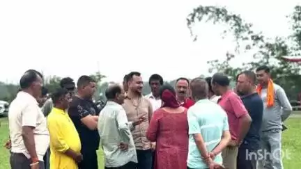 भोटा: ग्राम पंचायत ताल के अमनेड गांव में वॉलीबॉल प्रतियोगिता का आयोजन, विधायक आशीष शर्मा ने बतौर मुख्यातिथि की शिरकत