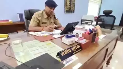 नरसिंहपुर: रेलवे स्टेशन नीलेश्वर मंदिर के पास से 4 गांजा तस्कर गिरफ्तार, एएसपी ने दी जानकारी
