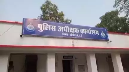 बहरी: बहरी पुलिस द्वारा नाबालिग किशोरी बरामद, परिजनों को सौंपा गया