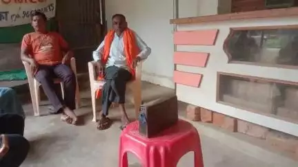 123 वा मन की बात  ,सुनते ग्रामीण जन ,योग को सर्वोच्च प्राथमिकता देते , पीएम की बात  पतंजलि स्वदेशी केंद्र सलका🎆🎆🎆🎆🎆