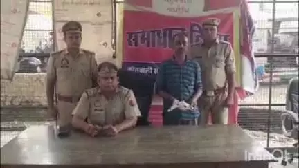 कासगंज: सोरों कोतवाली पुलिस ने चेकिंग के दौरान एक व्यक्ति को गिरफ्तार किया, अवैध तमंचा और कारतूस बरामद