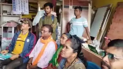 दंतेवाड़ा: मन की बात कार्यक्रम का 123वां संस्करण विधायक चैतराम अटामी और भाजपा जिलाध्यक्ष संतोष गुप्ता ने कार्यकर्ताओं के साथ देखा