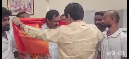 బాల్కొండ: ఎమ్మెల్యే వేముల ప్రశాంత్ రెడ్డిని మర్యాదపూర్వకంగా కలిసిన ముప్కల్ నూతన BRS మండల అధ్యక్షుడు బద్దం నర్సారెడ్డి