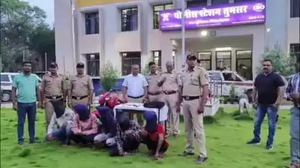 तुमसर: तुमसर व देव्हाडी चोरी प्रकरणातील ५ सराईत चोरटे पोलिसांच्या ताब्यात, आरोपींविरुद्ध गुन्हा दाखल