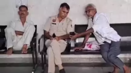 रेवाड़ी: हिसार के हांसी निवासी व्यक्ति ने रेवाड़ी के नांगल पठानी रेलवे स्टेशन पर फांसी लगाकर आत्महत्या की