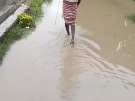 Bhawanipur tikri roopaidiha road jila Bahraich#@#