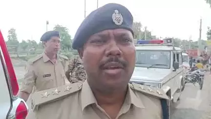 बेगूसराय: बेगूसराय में अपराधियों ने एक युवक को कुदाल से काटकर की हत्या, डीएसपी रविंद्र मोहन प्रसाद ने दी जानकारी