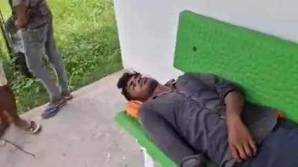 श्रीनगर: बसगाङा गांव में बच्चों की लड़ाई को लेकर एक पक्ष ने मारपीट कर दूसरे पक्ष के दो लोगों को किया घायल