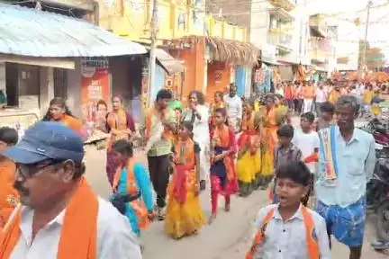 పుంగనూరు: పట్టణంలో వైభంగా చత్రపతి శివాజీ మహారాజ్ శోబయాత్ర.