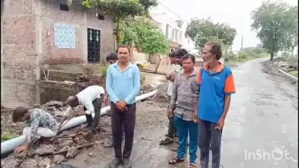धार: गुलाटी में नाली निर्माण में भ्रष्टाचार से ग्रामीणों में रोष!