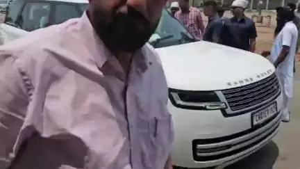 ਬੁਢਲਾਡਾ: ਸ਼੍ਰੋਮਣੀ ਅਕਾਲੀ ਦਲ ਦੇ ਪ੍ਰਧਾਨ ਅਤੇ ਸਾਬਕਾ ਉਪ ਮੁੱਖ ਮੰਤਰੀ ਸੁਖਬੀਰ ਸਿੰਘ ਬਾਦਲ ਨੇ ਮਾਨਸਾ ਦੇ ਕਸਬਾ ਬੋਹਾ ਦਾ ਕੀਤਾ ਦੌਰਾ