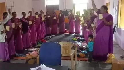 डूंगरपुर: डूंगरपुर जिले की आंगनबाड़ी कार्यकर्ताओं और आशा सहयोगिनियों ने रविवार दोपहर 3 बजे माथुगामड़ा में की बैठक