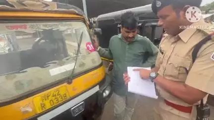 आगर: आगर शहर में यातायात पुलिस ने ऑटो लिस्टिंग की पूरी, यात्रियों की सुरक्षा होगी सुनिश्चित