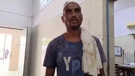 बरेली: भोजीपुरा क्षेत्र में जमीन विवाद के चलते छोटे भाई ने छप्पर में लगाई आग, विरोध करने पर बड़े भाई पर किया हमला