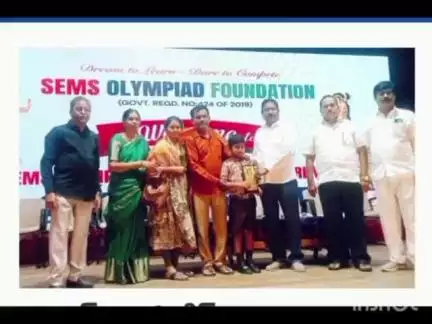 తాండూరు: ఒలంపియాడ్ లో రాష్ట్రస్థాయిలో నాలుగో స్థానంలో నిలిచి ప్రతిభ చాటిన చిన్నారి రిషికేష్... పట్టణ వాసుల నుంచి అభినందన వెలువ
