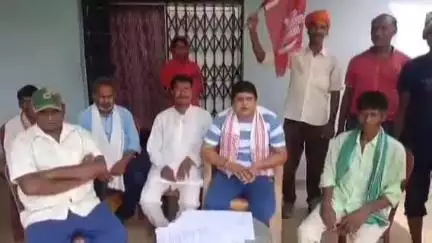 मेदिनीनगर (डालटनगंज): भाकपा पलामू और अखिल भारतीय किसान सभा ने मजदूरों की हड़ताल का समर्थन किया, 9 जुलाई को सड़क जाम करने का निर्णय