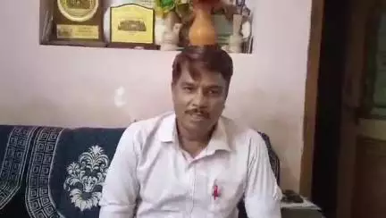 ભચાઉ: શહેરમાં ઉભરાતી ગટરોને લઈ શહેર કૉંગ્રેસ પ્રમુખ મનજી રાઠોડે કાર્યલય ખાતેથી પ્રતિક્રિયા આપી #jansamasya