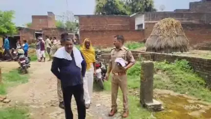छिबरामऊ: छज्जापुर गांव में महिला ने आग लगाकर की आत्महत्या, स्थानीय लोगों ने पुलिस को दी सूचना, परिजनों ने हत्या का आरोप लगाया