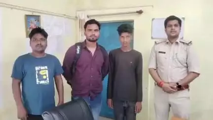 जामताड़ा: सोनभद्र से लापता युवक मिहिजाम पहुंचा, पुलिस ने कागजी कार्रवाई के बाद परिजनों को सौंपा