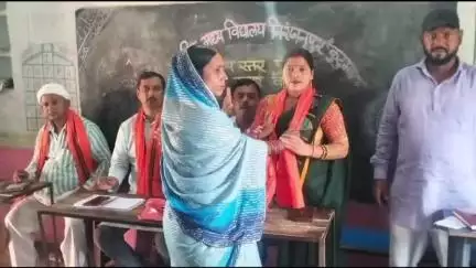 कुटुंबा: निरंजनपुर गांव में बूथ सशक्तिकरण को लेकर भाजपा की बैठक, बूथ कमिटी को पुनः सत्यापित करने का निर्णय लिया गया