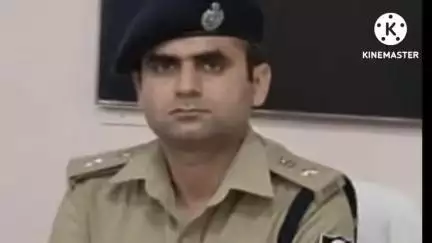 नवादा: नवादा जिले के विभिन्न थानों की पुलिस ने पुलिस अधीक्षक के निर्देश पर छापेमारी अभियान चलाकर 42 लोगों को किया गिरफ्तार