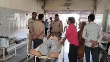 बीना: ग्राम मुड़िया नायक में एक व्यक्ति ने फांसी लगाकर की आत्महत्या करने की कोशिश, गंभीर हालत में अस्पताल में कराया गया भर्ती