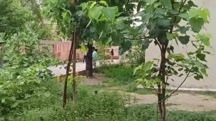 बरहज: ग्राम रजला टीला टोला निवासी महिला की संदिग्ध परिस्थितियों में हुई मौत, पुलिस जांच में जुटी