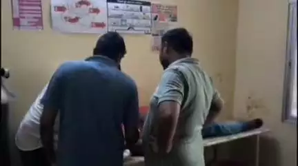 नौगढ़: चंद्रप्रभा में दो कारों की आपसी टक्कर में 1 व्यक्ति गंभीर रूप से घायल, ट्रामा सेंटर किया गया रेफर